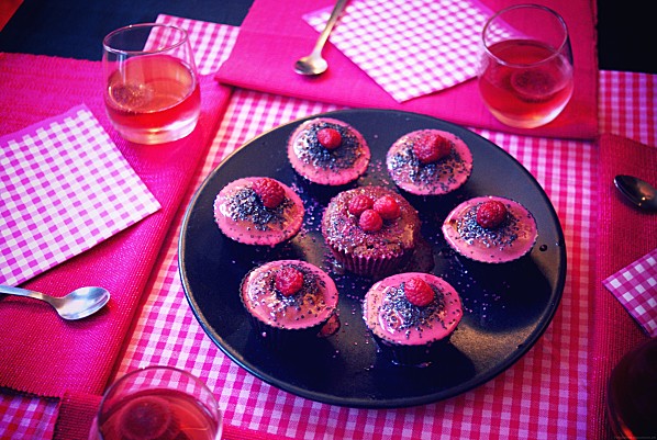 cupcakes-ensemble.JPG_effected.jpg