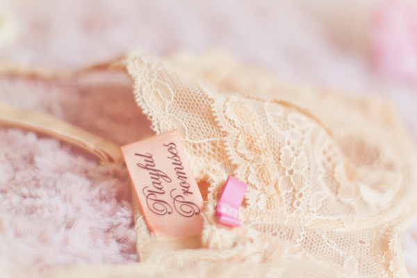 photo-lingerie-paulinefashionblog.com-lemoncurve-p-copie-5.jpg