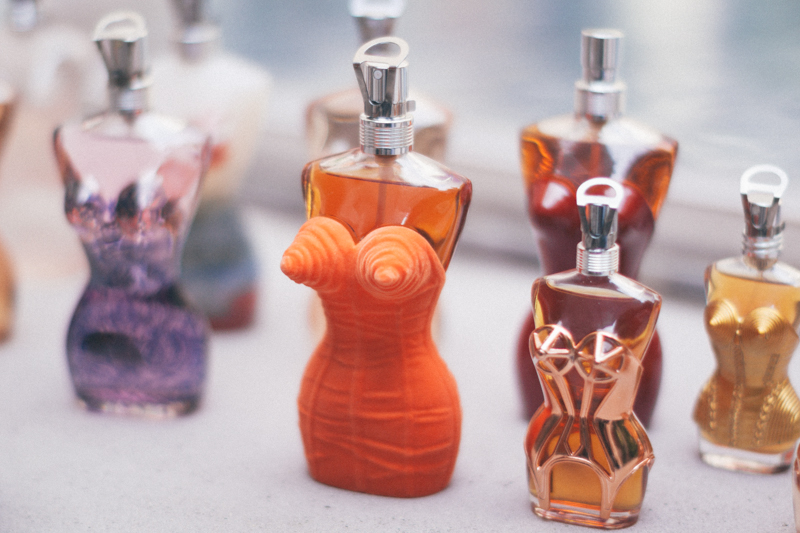 Flacon en verre vide - Différents designs de flacon de parfum Nicolaï